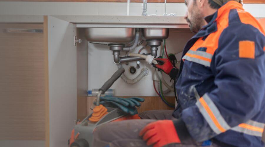 Professional slab leak plumber services in Altamont, IL